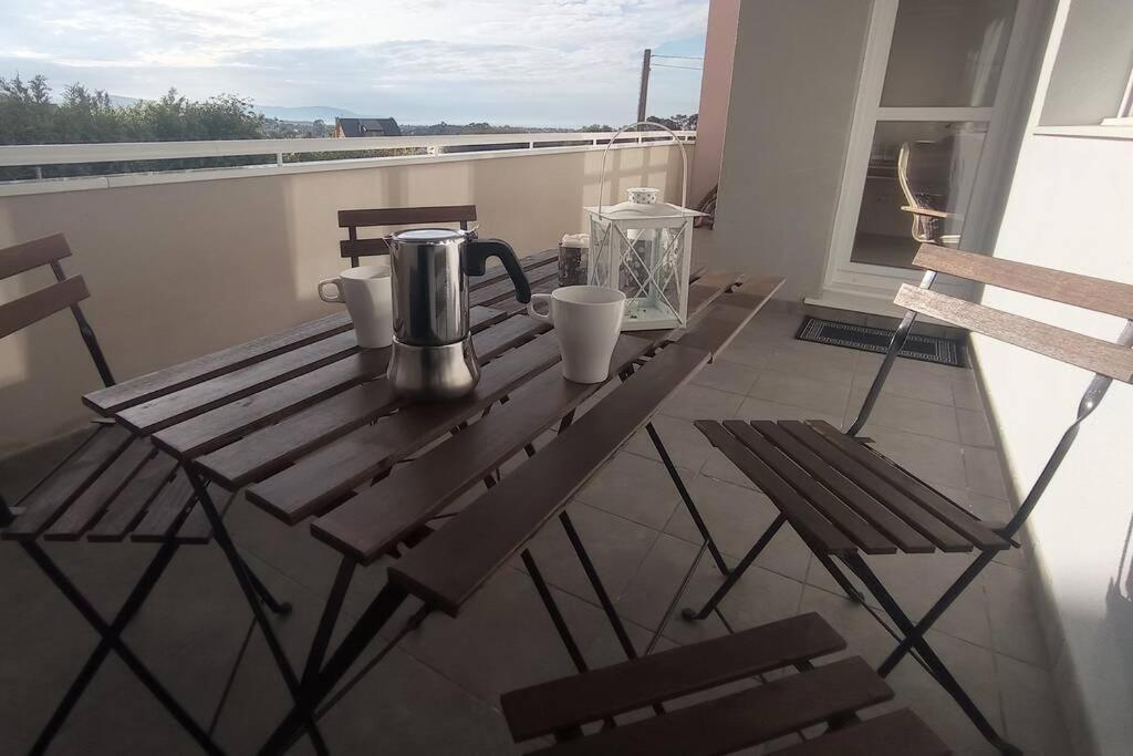 Apartamento Playa Catedrales Con Terraza バレイロス エクステリア 写真